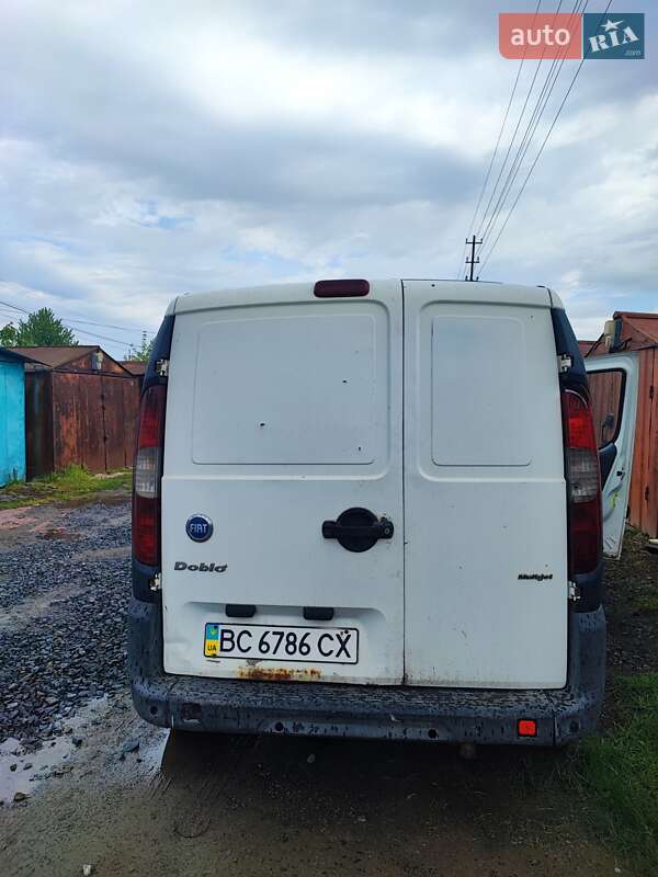 Минивэн Fiat Doblo 2005 в Львове