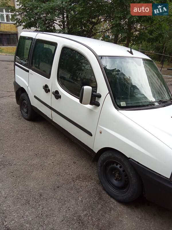 Минивэн Fiat Doblo 2003 в Бориславе