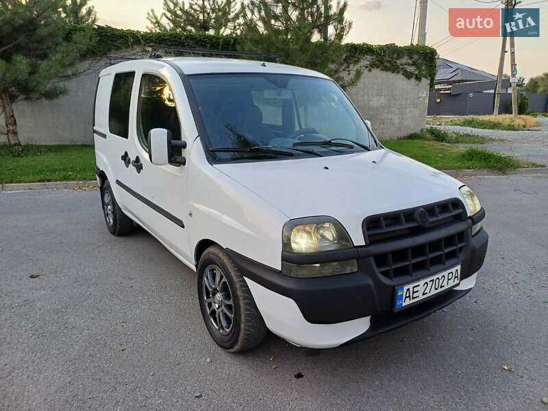 Мінівен Fiat Doblo 2005 в Дніпрі