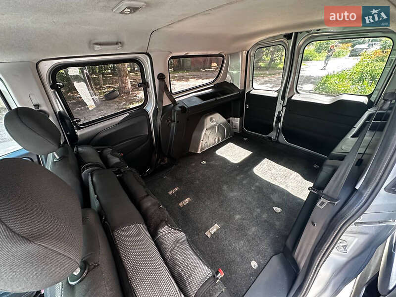Мінівен Fiat Doblo 2012 в Рівному