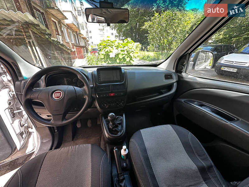 Мінівен Fiat Doblo 2012 в Рівному