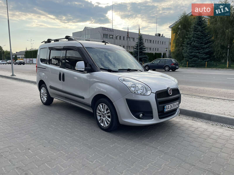 Fiat Doblo 2012