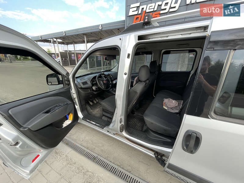 Минивэн Fiat Doblo 2012 в Киеве