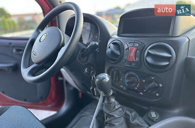Минивэн Fiat Doblo 2009 в 
