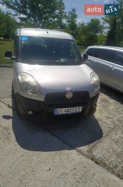 Минивэн Fiat Doblo 2012 в 