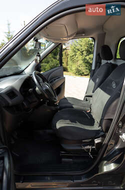 Грузовой фургон Fiat Doblo 2012 в 