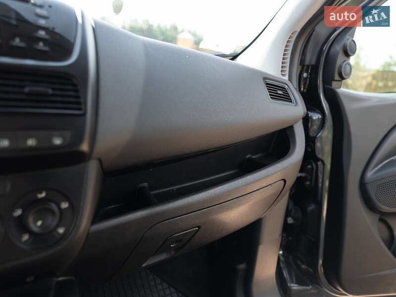 Грузовой фургон Fiat Doblo 2012 в Котельве