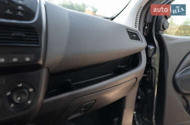 Грузовой фургон Fiat Doblo 2012 в 