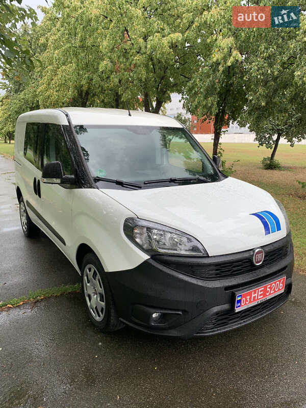Грузовой фургон Fiat Doblo 2020 в Киеве