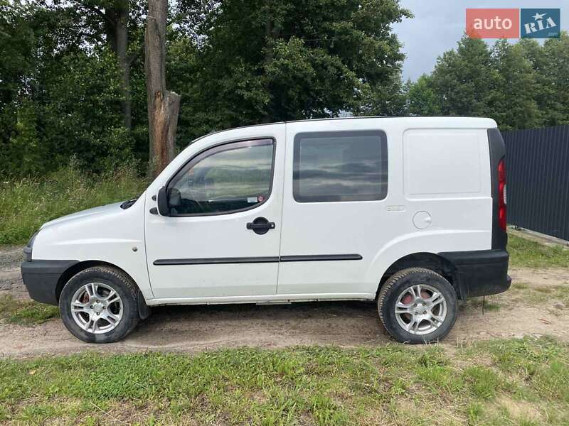 Мінівен Fiat Doblo 2005 в Ковелі