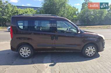 Минивэн Fiat Doblo 2011 в 