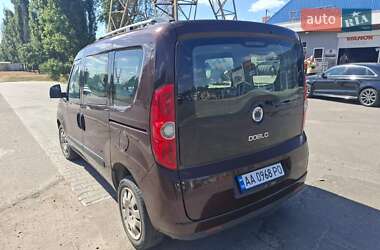 Минивэн Fiat Doblo 2011 в 