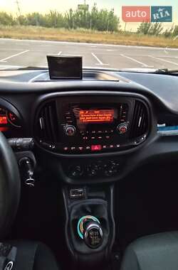 Грузовой фургон Fiat Doblo 2016 в 