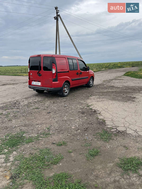 Минивэн Fiat Doblo 2009 в Чутове