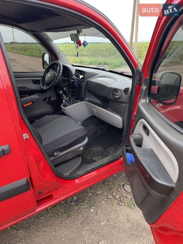 Минивэн Fiat Doblo 2009 в Чутове