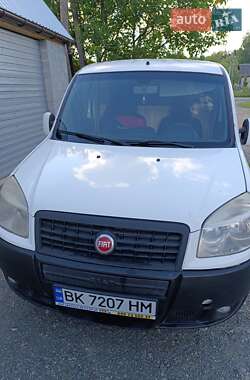 Вантажний фургон Fiat Doblo 2007 в Ємільчиному