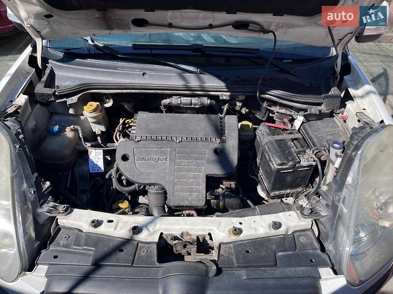 Минивэн Fiat Doblo 2010 в Ставище