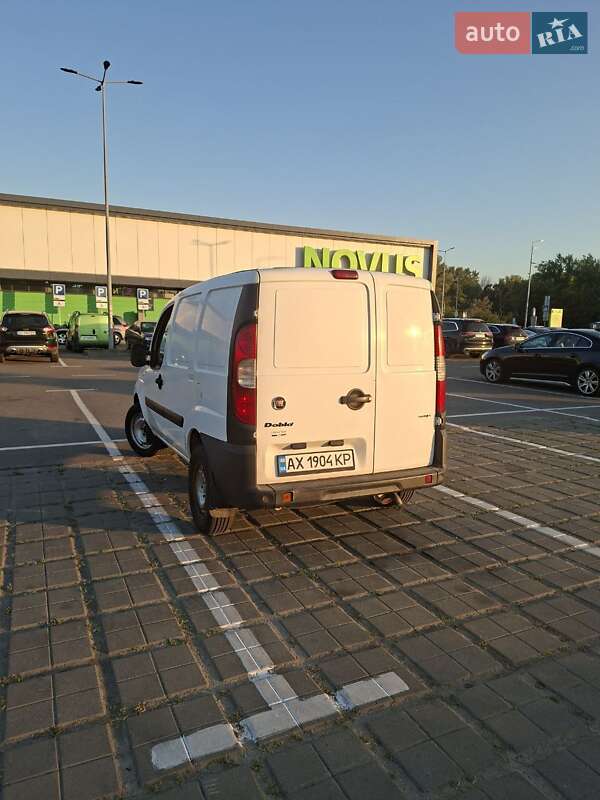 Грузовой фургон Fiat Doblo 2013 в Киеве фото 5 Грузовой фургон Fiat Doblo 2013 в Киеве