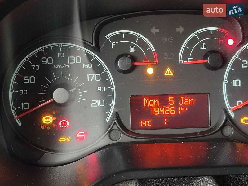 Минивэн Fiat Doblo 2012 в Сумах