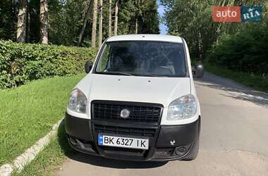 Вантажний фургон Fiat Doblo 2009 в Кореці