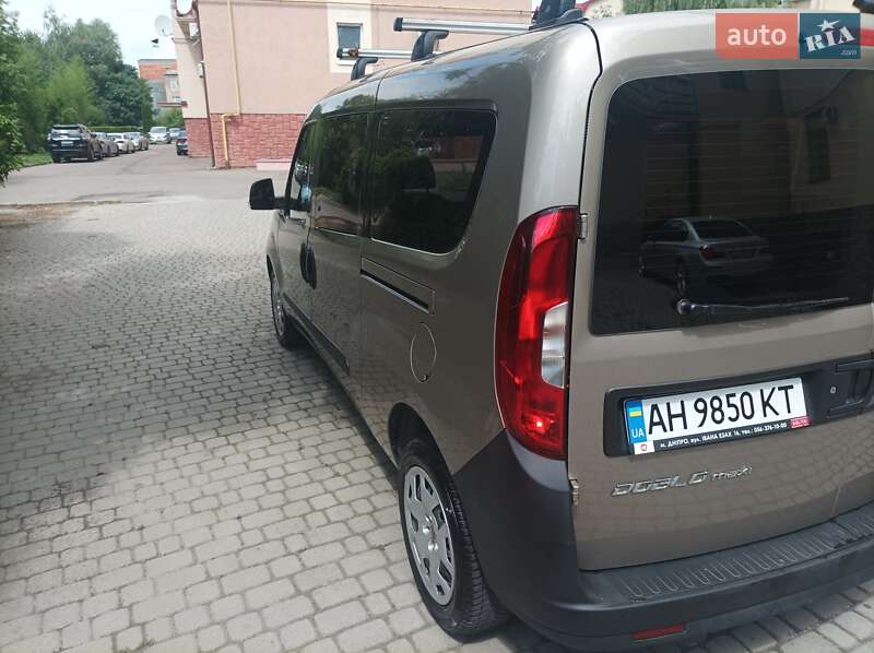 Минивэн Fiat Doblo 2018 в Ужгороде