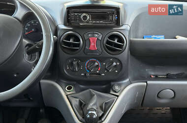 Грузопассажирский фургон Fiat Doblo 2007 в 