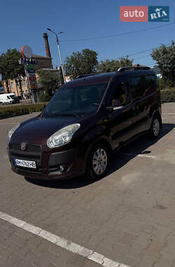 Минивэн Fiat Doblo 2011 в 