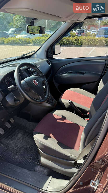 Мінівен Fiat Doblo 2011 в Житомирі фото 23 Мінівен Fiat Doblo 2011 в Житомирі