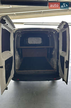 Грузовой фургон Fiat Doblo 2011 в 