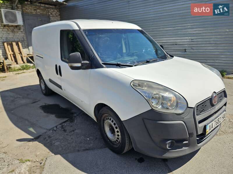 Грузовой фургон Fiat Doblo 2013 в 