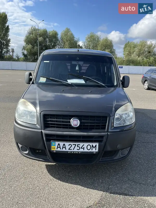 Fiat Doblo 2011