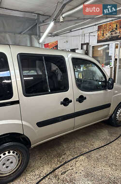 Минивэн Fiat Doblo 2012 в 