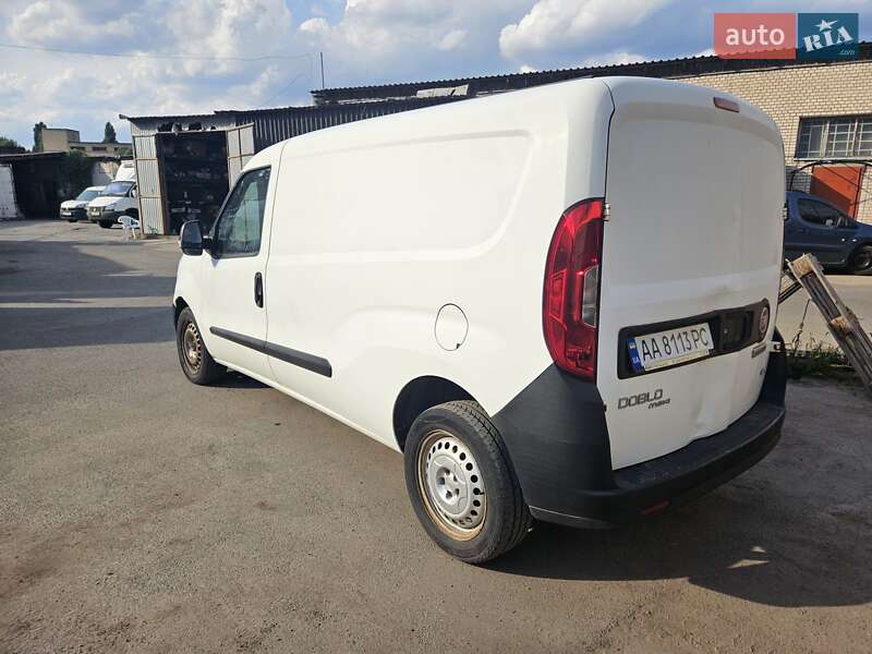 Грузовой фургон Fiat Doblo 2016 в Киеве фото 4 Грузовой фургон Fiat Doblo 2016 в Киеве