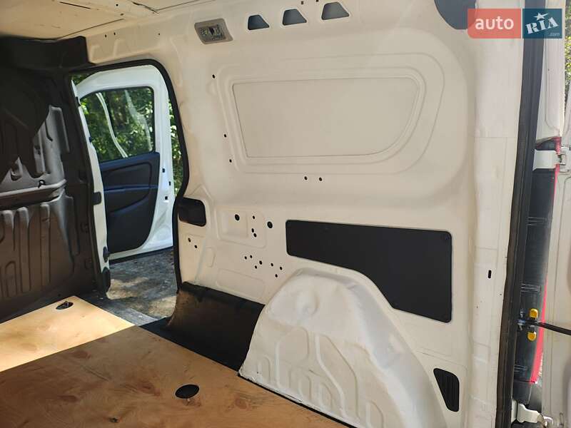 Грузовой фургон Fiat Doblo 2019 в Киеве