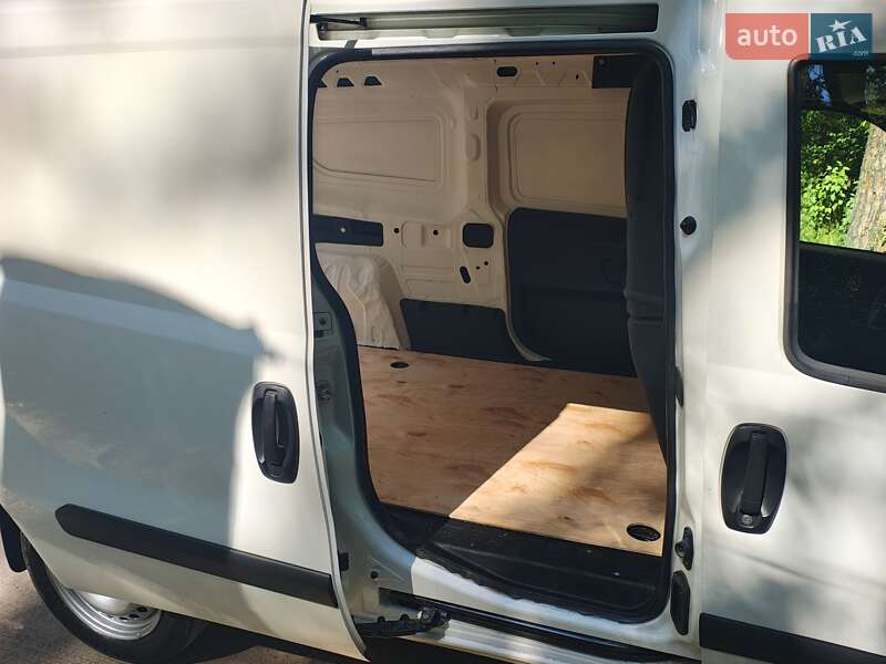 Грузовой фургон Fiat Doblo 2019 в Киеве