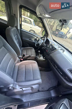 Минивэн Fiat Doblo 2011 в 