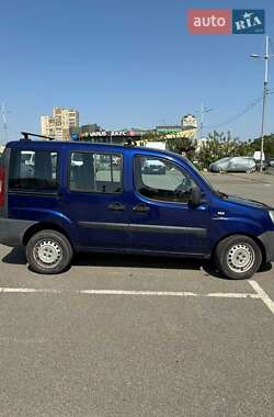 Минивэн Fiat Doblo 2008 в Киеве