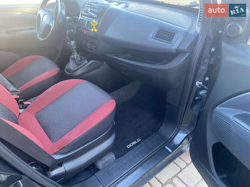 Минивэн Fiat Doblo 2013 в Косове