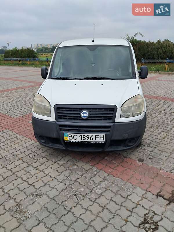 Минивэн Fiat Doblo 2006 в 