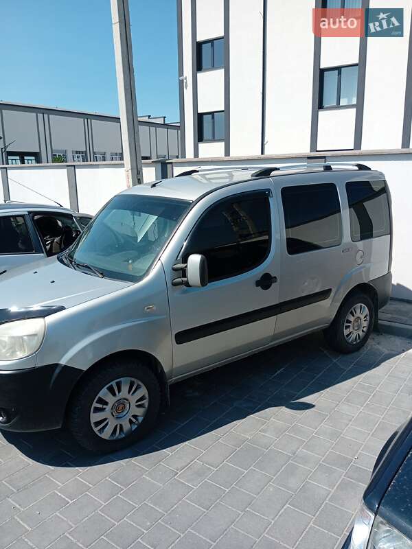 Минивэн Fiat Doblo 2007 в Ивано-Франковске