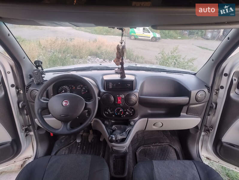 Минивэн Fiat Doblo 2009 в Днепре