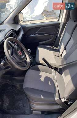 Грузовой фургон Fiat Doblo 2017 в 