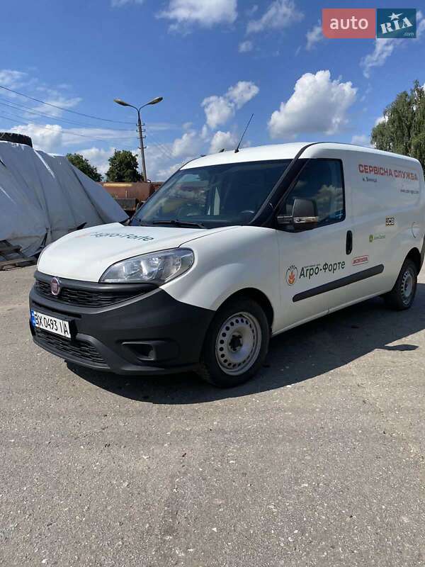 Грузовой фургон Fiat Doblo 2017 в 
