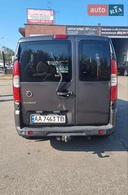 Мінівен Fiat Doblo 2011 в 