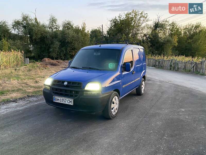 Вантажопасажирський фургон Fiat Doblo 2003 в Дніпрі