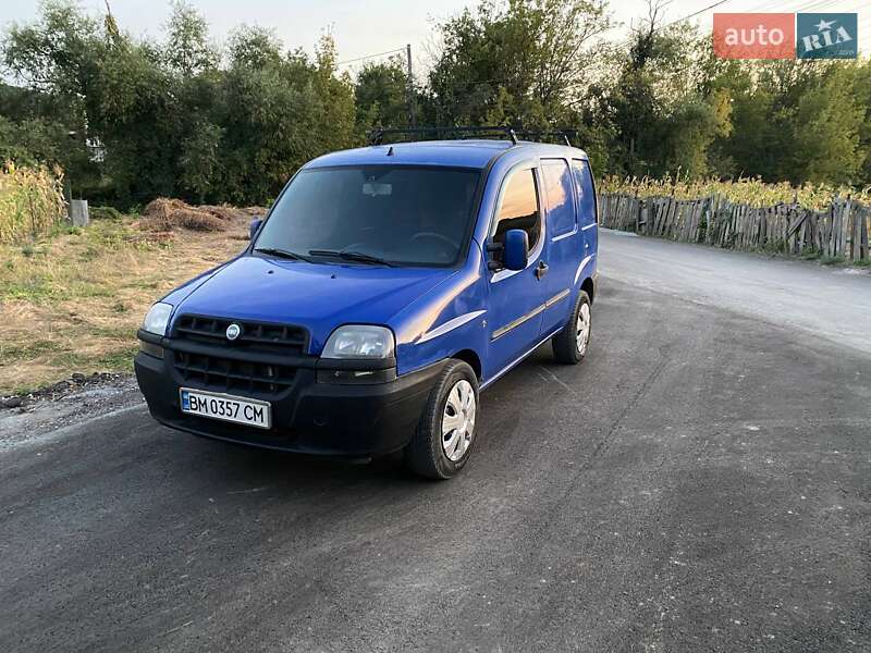 Вантажопасажирський фургон Fiat Doblo 2003 в Дніпрі