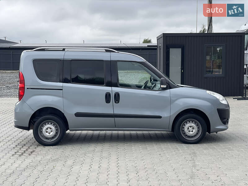 Минивэн Fiat Doblo 2012 в Черновцах