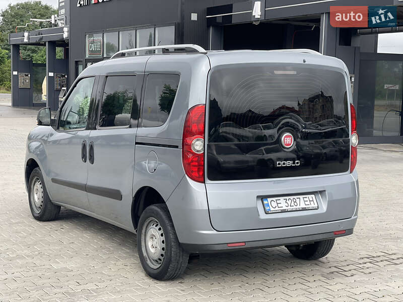 Минивэн Fiat Doblo 2012 в Черновцах