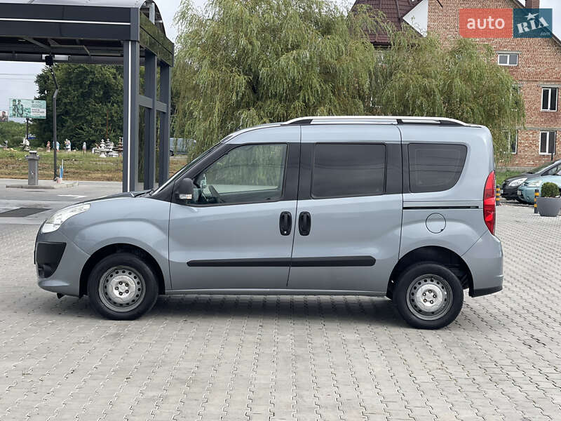 Минивэн Fiat Doblo 2012 в Черновцах