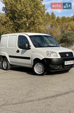 Вантажний фургон Fiat Doblo 2013 в Києві
